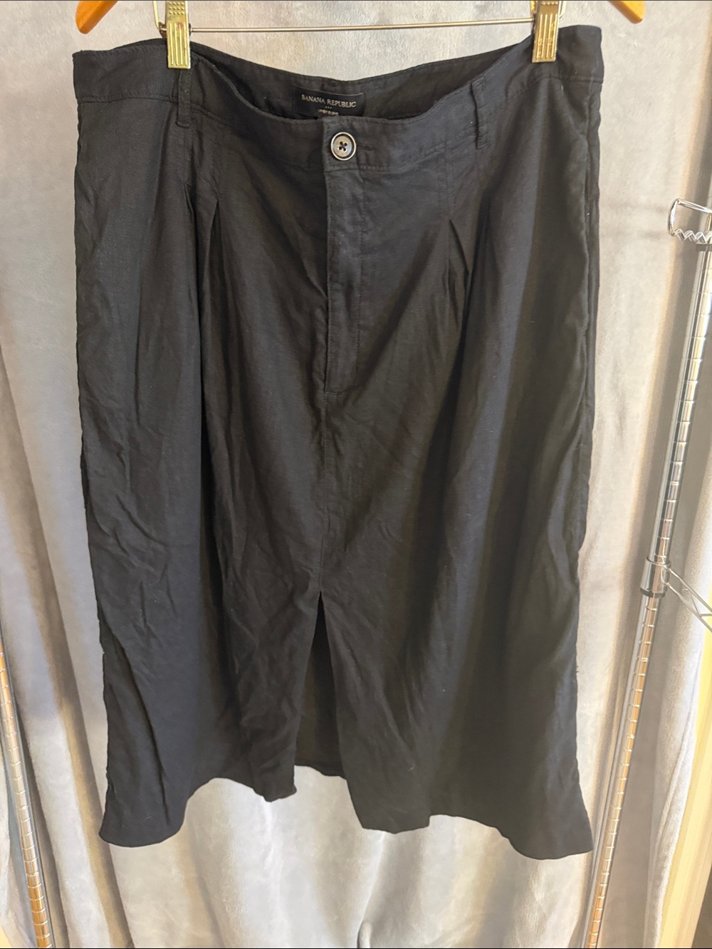Banana Republic Black Flat-Front Midi Skirt